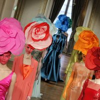 Мода: цветочная коллекция в зимнем Париже