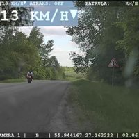 Video: Motociklisti Krāslavā traucas ar teju 200 km/h