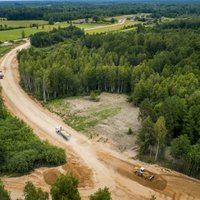 Foto: Latvijas garākais reģionālais ceļš būs asfaltēts pilnā garumā