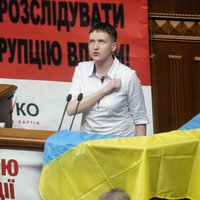 Advokāts par Savčenko: Ukraina ieguvusi 'slimīgi godīgu' deputātu