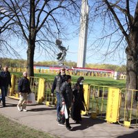 Video: Rīgas dome lemj par Uzvaras parka pieminekļa nākotni