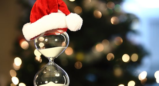 Pēdējā brīža pīrāgi un dāvanas: lērums padomu, lai Ziemassvētki izdotos