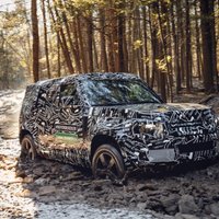 Video: 'Land Rover' demonstrē jaunā 'Defender' izmēģinājumus