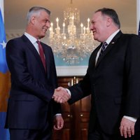 Boltons un Pompeo mudina Kosovu un Serbiju atrisināt savstarpējās nesaskaņas