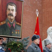 В Сургуте спустя месяц демонтировали памятник Сталину