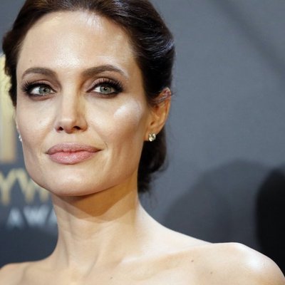 ФОТО: Опубликованы кадры наркоманского периода Джоли