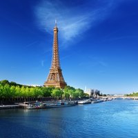 Пляж с видом на Эйфелеву башню: Скоро в центре Парижа сможет искупаться любой желающий