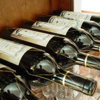Ražot vīnu no vietējiem produktiem mazajām darītavām ir pamatots ierobežojums, pauž vīndari
