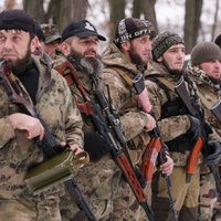 Video: 'Allahu akbar' - čečenu bataljons 'Nāve' trenējas Austrumukrainā