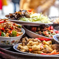 10 eksotiskās ķīniešu virtuves ēdieni, ko vērts nobaudīt