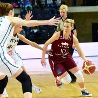 Баскетболистки Латвии лишили литовок надежд на Евробаскет