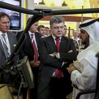 Порошенко договорился с ОАЭ о поставках оружия