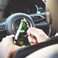 Опрос: треть водителей садилась за руль, употребив алкоголь