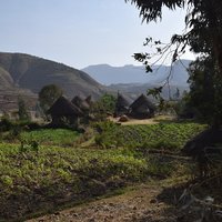 Etiopija – melnais tirgus, baznīcas pazemē, kāzas, bēres un citi kolorīti latviešu piedzīvojumi Āfrikā