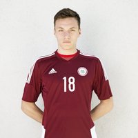 Latvijas U-21 futbola izlasē savainoto Ivanovu aizvieto Jurkovskis