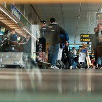 Утренние "часы пик" в Рижском аэропорту: могут ограничить число рейсов