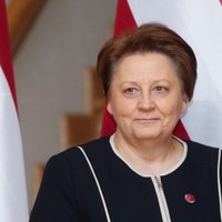 Страуюма: Латвии необходим "налог на здоровье"