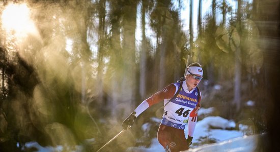 Latvijas biatlonisti Eiropas čempionāta jauktajā stafetē finišē 14. vietā