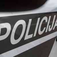 Двое дорожных полицейских задержаны за взяточничество