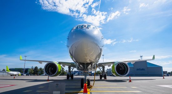 Гаусс: airBaltic готов возобновить полеты в Украину, как только позволят