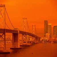 ФОТО: Небо над Сан-Франциско окрасилось в оранжевый цвет