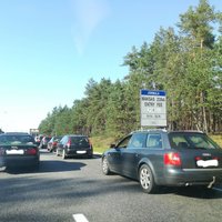 2900 eiro par iebraukšanu Jūrmalā: šoferi 'ekonomē' uz caurlaidēm un saņem milzu sodus