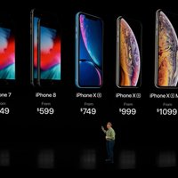 Три новых Apple iPhone всех запутали. Как осенью-2018 купить "айфон", не переплатив и не разочаровавшись?