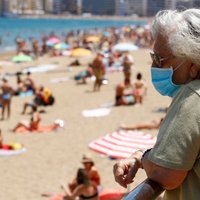 Коронавирус: Испания снова вводит ограничения, в Южной Корее все больше заболевших