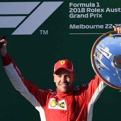 Fetels Austrālijā izcīna uzvaru sezonas pirmajā F-1 posmā