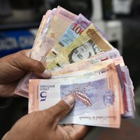 Venecuēla no savas valūtas svītros sešas nulles
