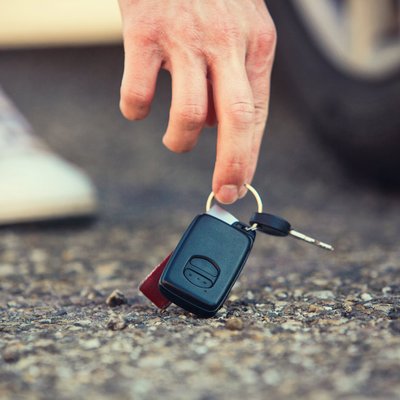 Katrs piektais autovadītājs pazaudē numurzīmi vai aizdedzes atslēgas