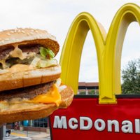 'McDonald's' meklē veidus, kā ātro ēdināšanu padarīt vēl ātrāku