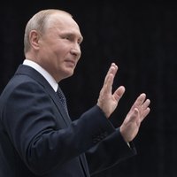 Путин объявил либерализацию выдачи российского гражданства