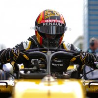 'Renault' F-1 komanda ir gatava pazaudēt Karlosu Sainsu