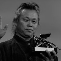 В Латвии от Covid-19 умер знаменитый корейский режиссер Ким Ки Дук