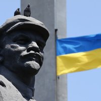 Мэр Львова собирает памятники Ленину для "музея террора"