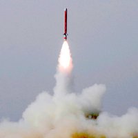 Pakistāna veic pirmo kodolgalviņu nestspējīgas raķetes izmēģinājumu