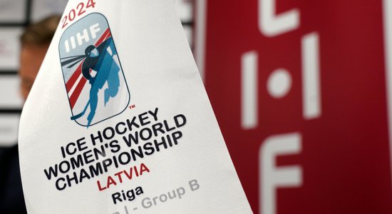 PČ hokejā sievietēm Rīgā: lielas izmaksas, diskusija par sastāvu un sūdzības par treneri