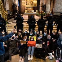 Протесты из-за запрета абортов в Польше: что говорят сторонники и противники