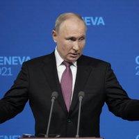 Runas par manu mantinieku destabilizē Krieviju, pauž Putins