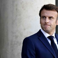 Правительство Франции устояло после двух вотумов о доверии из-за повышения пенсионного возраста