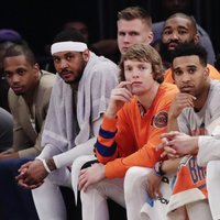 'Knicks' bez Porziņģa noslēdz NBA sezonu ar uzvaru pēdējās sekundēs