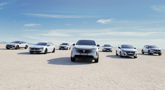 'Peugeot' šogad būs visplašākais elektroauto klāsts starp Eiropas autoražotājiem