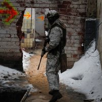 Ukrainas pierobežā Krievijas karavīru skaits pārsniedz 100 000 un aug, ziņo Pentagons