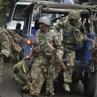В Найроби началась операция по освобождению заложников; количество жертв выросло