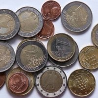 Эксперты прогнозируют снижение курса евро