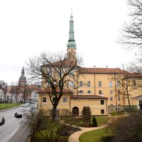 Piemineklis Aspazijai Rīgā būs Teātra laukumā, Čakstem – pie Rīgas pils