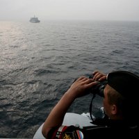 Krievija atklāj uguni uz Ziemeļkorejas kuģi; nogalina zvejnieku