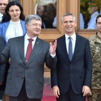 Solot īstenot reformas, Ukraina alkst iestāties NATO