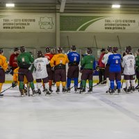 Hārtlijs nosauc Latvijas hokeja izlases sastāvu EIHC turnīram, valstsvienībai būs jauns kapteinis